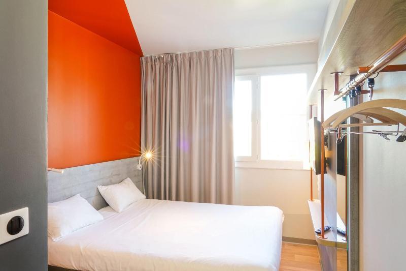 Ibis Budget Aubenas Esterno foto